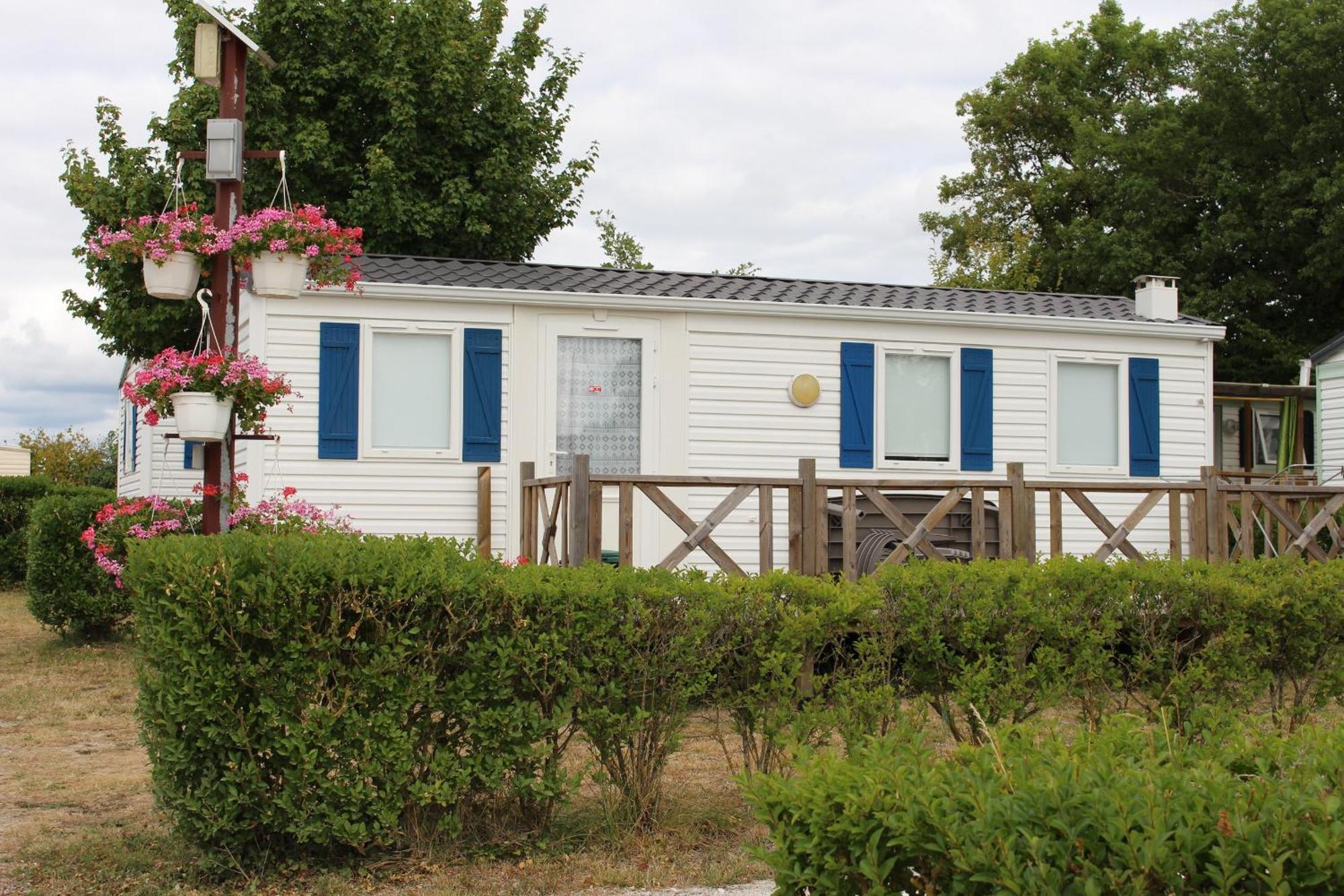Camping Du Pontis Verteillac Екстериор снимка