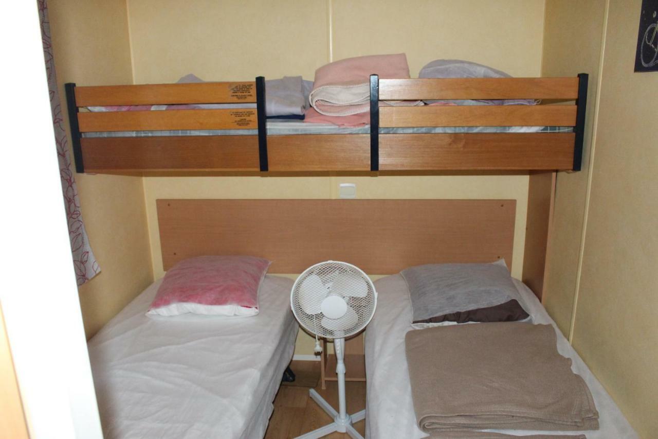 Camping Du Pontis Verteillac Екстериор снимка