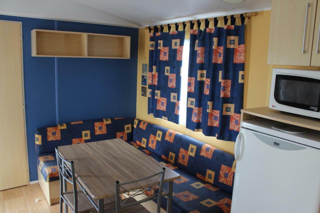 Camping Du Pontis Verteillac Екстериор снимка