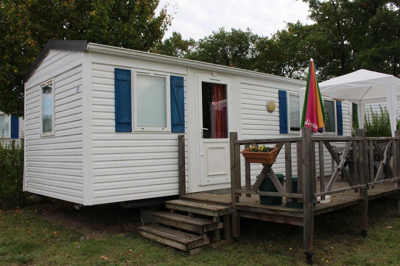 Camping Du Pontis Verteillac Екстериор снимка
