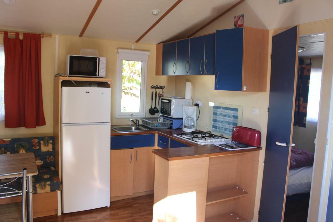 Camping Du Pontis Verteillac Екстериор снимка
