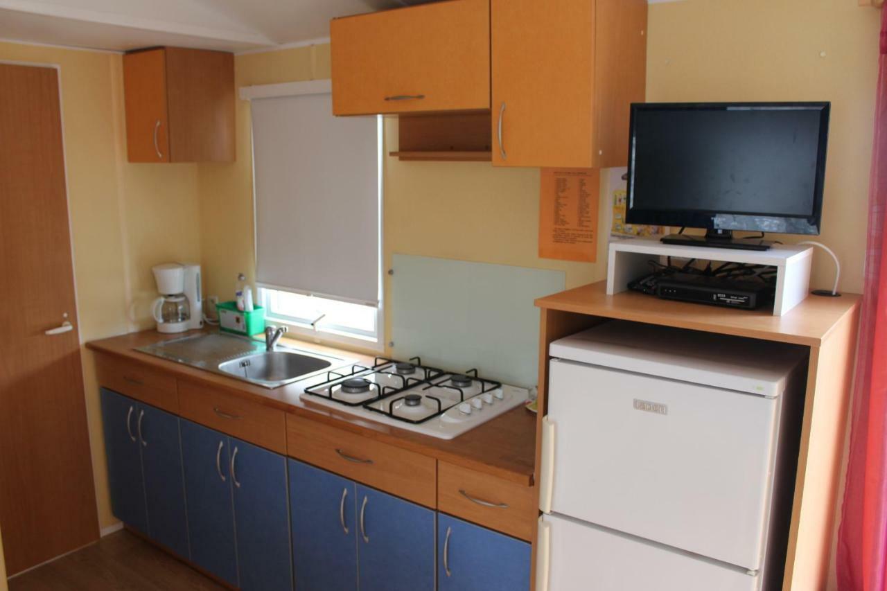Camping Du Pontis Verteillac Екстериор снимка