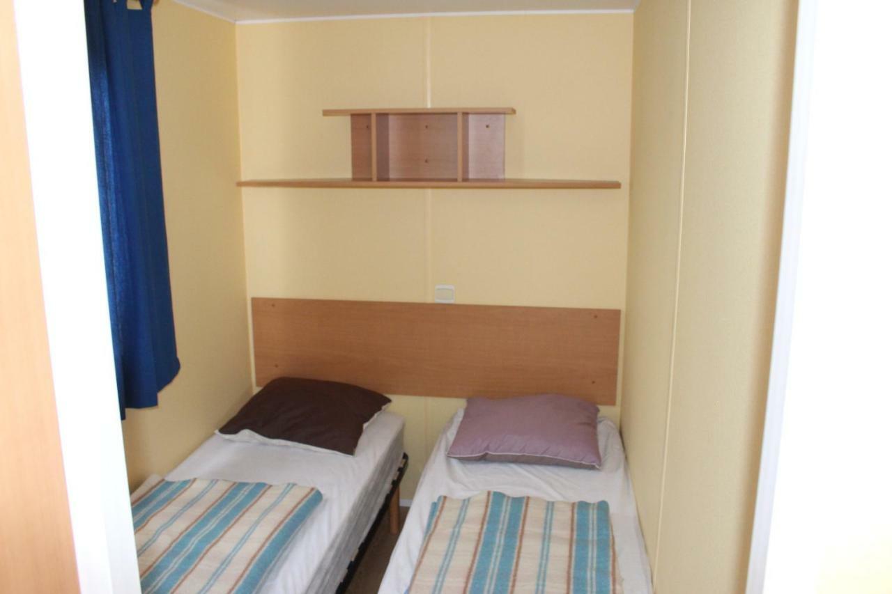 Camping Du Pontis Verteillac Екстериор снимка